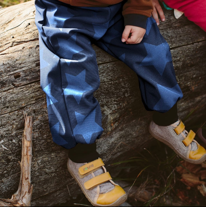 Rainys pants, vzorec, zvezdice